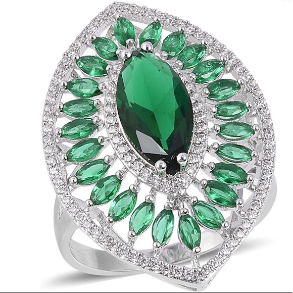Simulated Emerald, Simulated Diamond Ring1.00 ctw - Picture 1 of 6